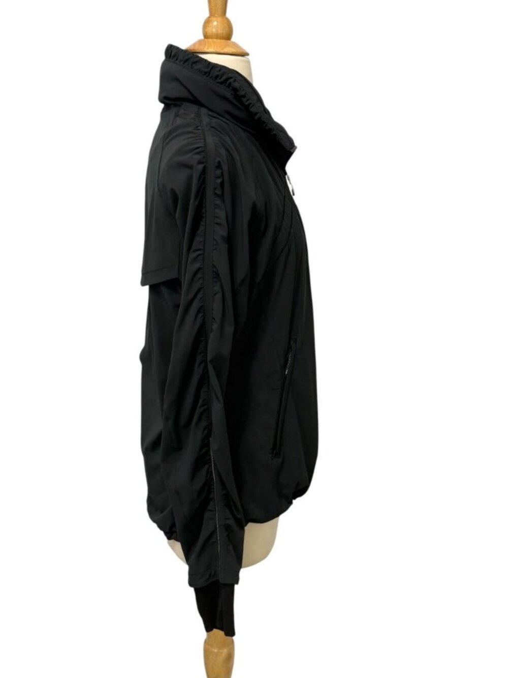 Lululemon Women’s Gather Me Slightly Black Zip Up Jacket Swift Ultra Hood Size 6 - Picture 3 of 14